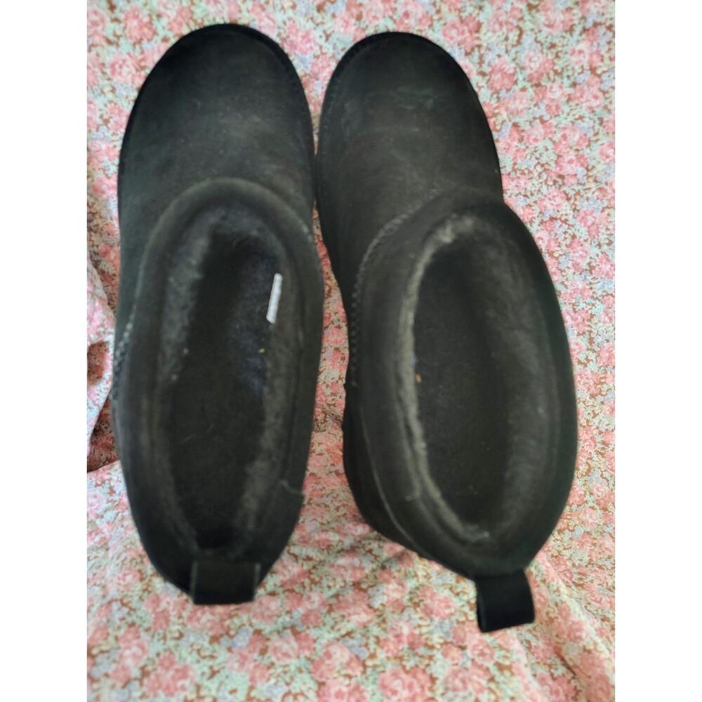 Bearpaw Black Suede Ankle Boots, Women's Size 10 - Picture 2 of 9